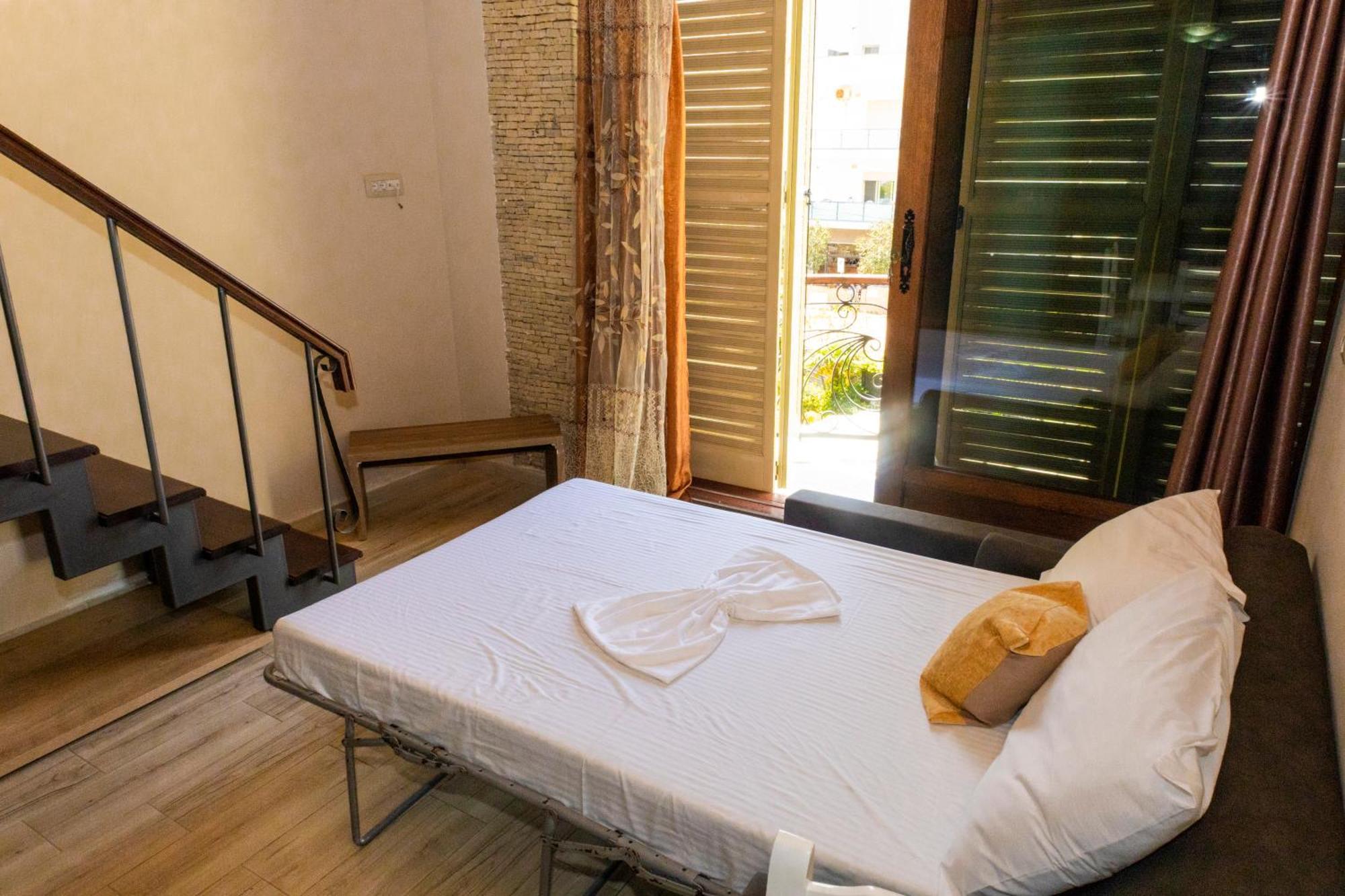 Vila Mateus Himare Buitenkant foto