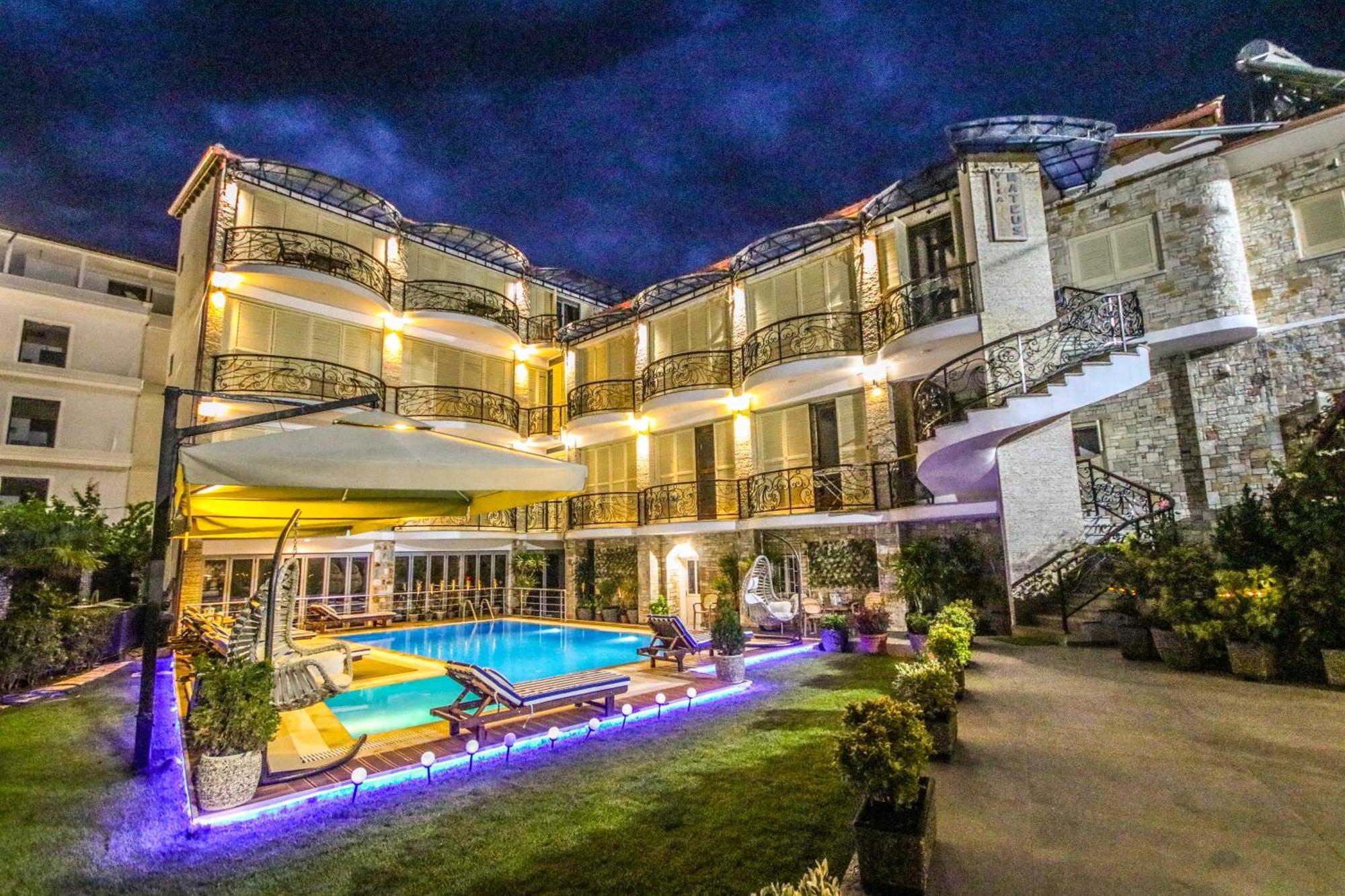 Vila Mateus Himare Buitenkant foto