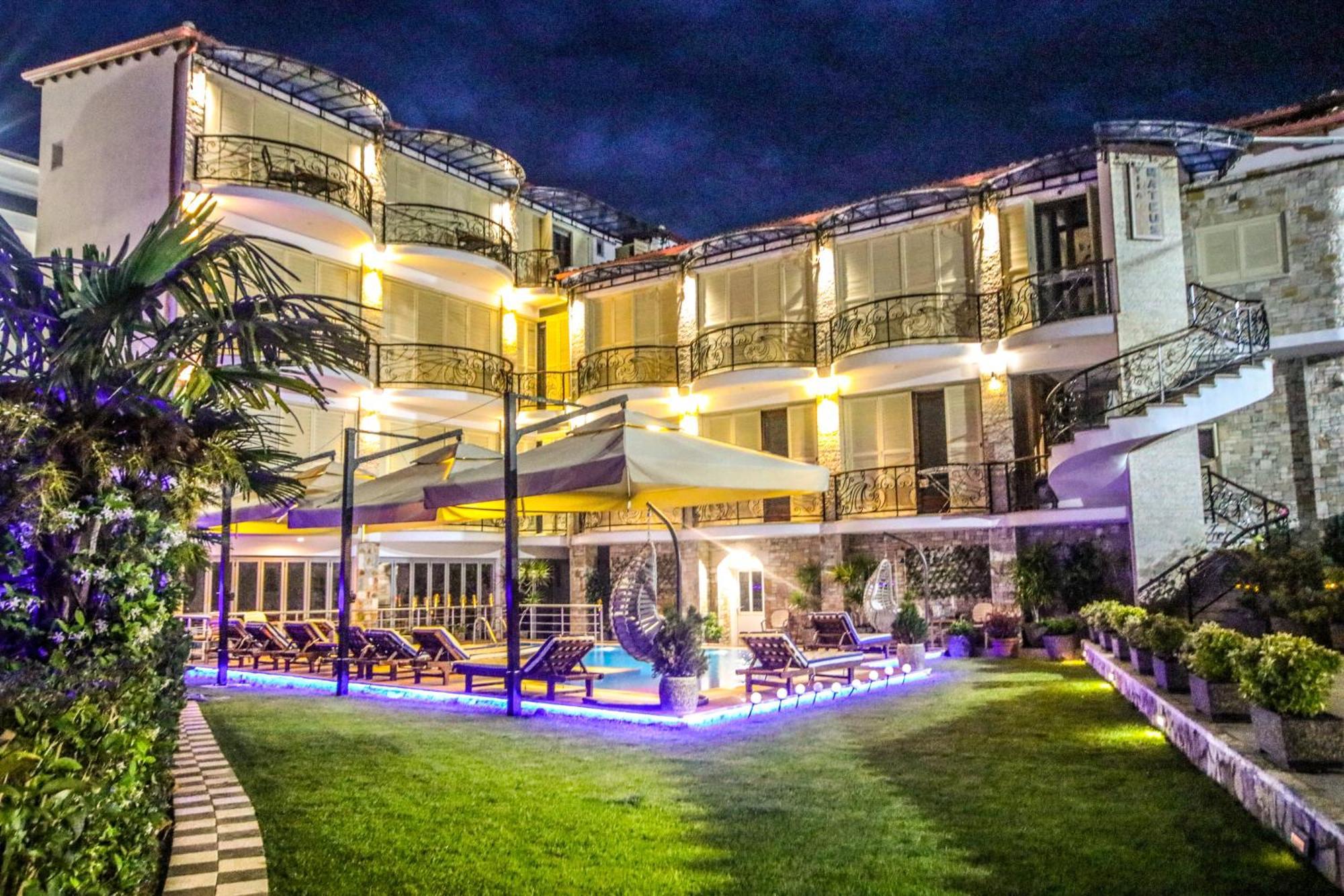 Vila Mateus Himare Buitenkant foto